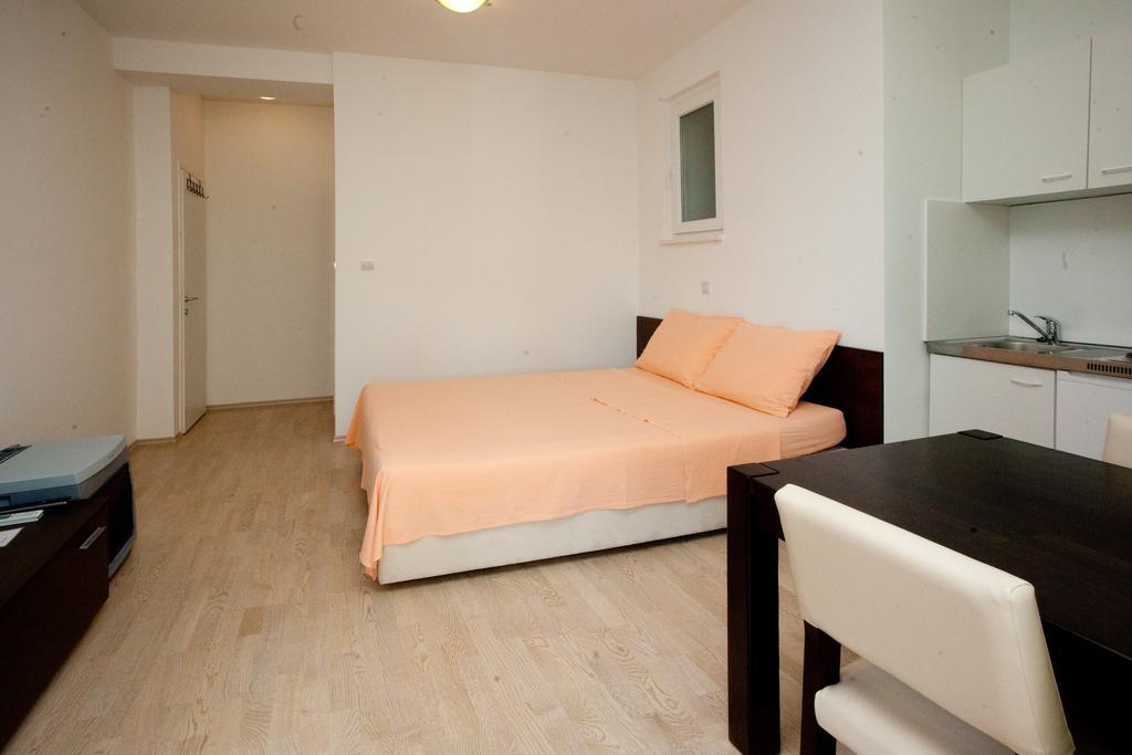 Apartament Klara *